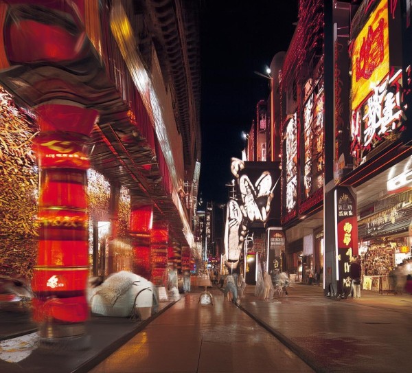 火锅店服务员统一管理，提升服务效率，促进客户满意度